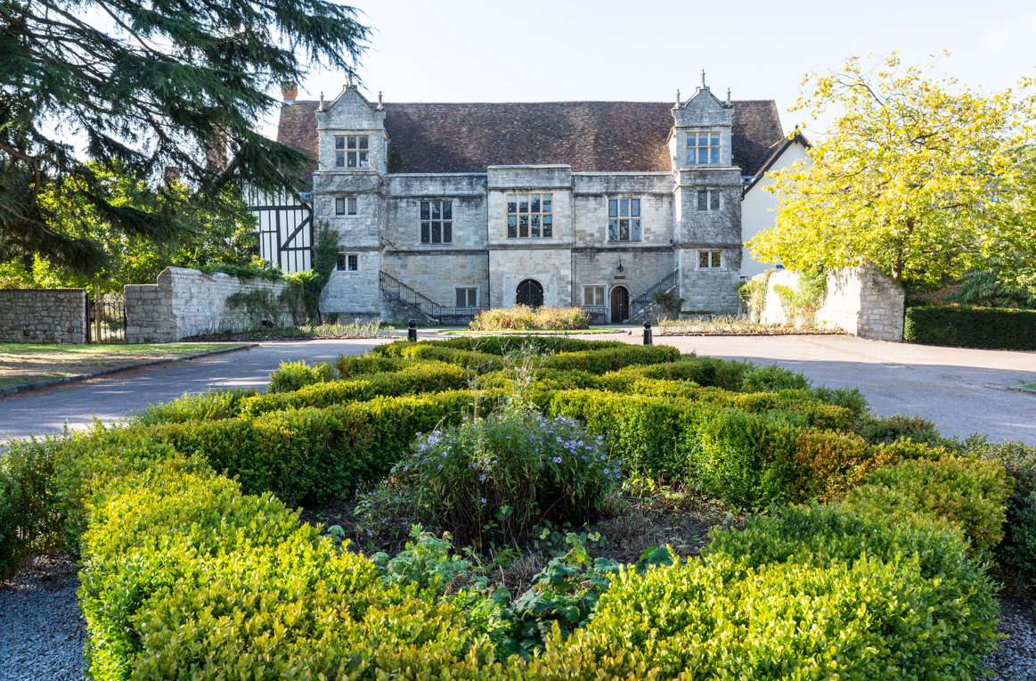 Photographers invited to get snappy and capture Maidstone’s stories