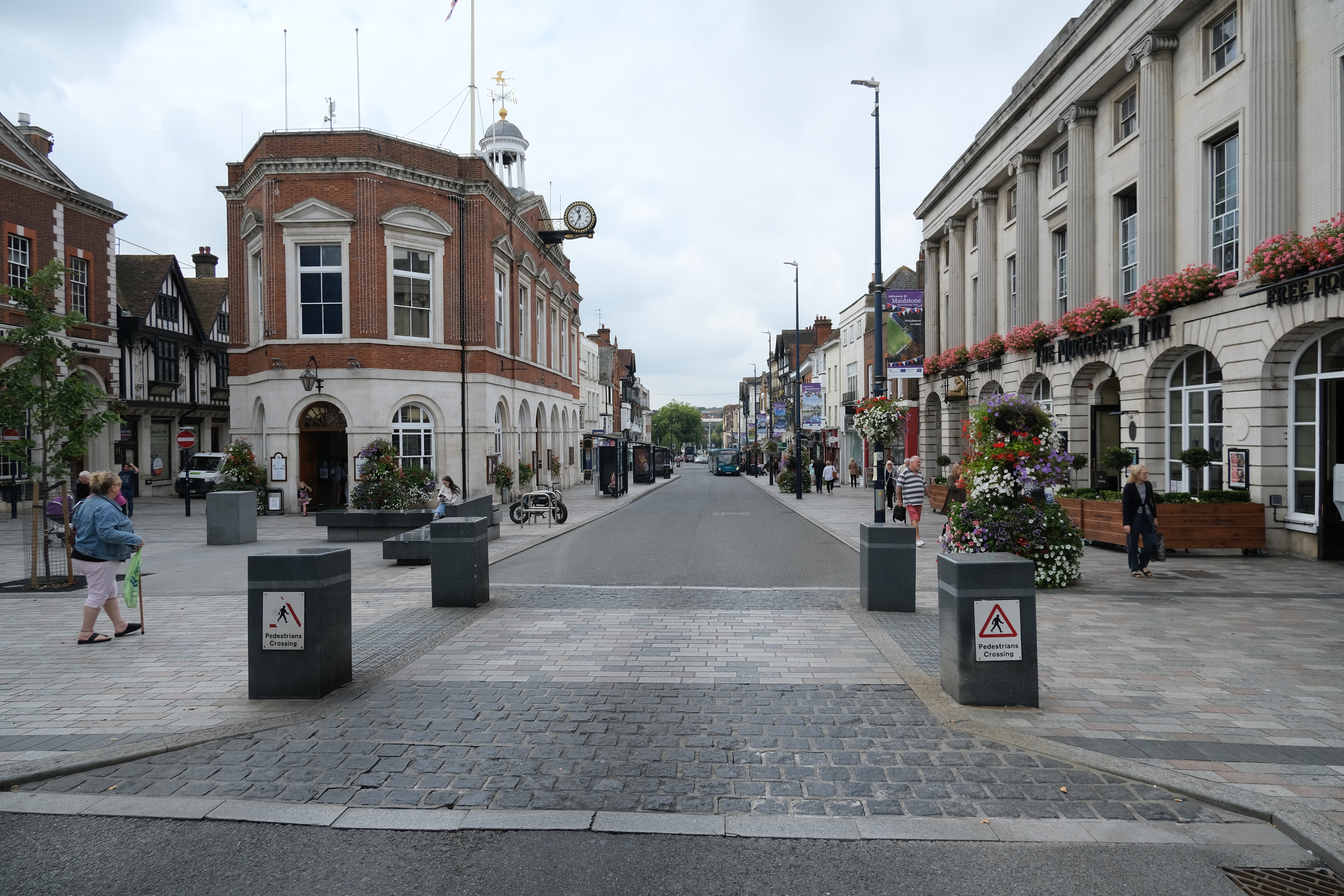Have your say on measures to reduce antisocial behaviour in the town centre