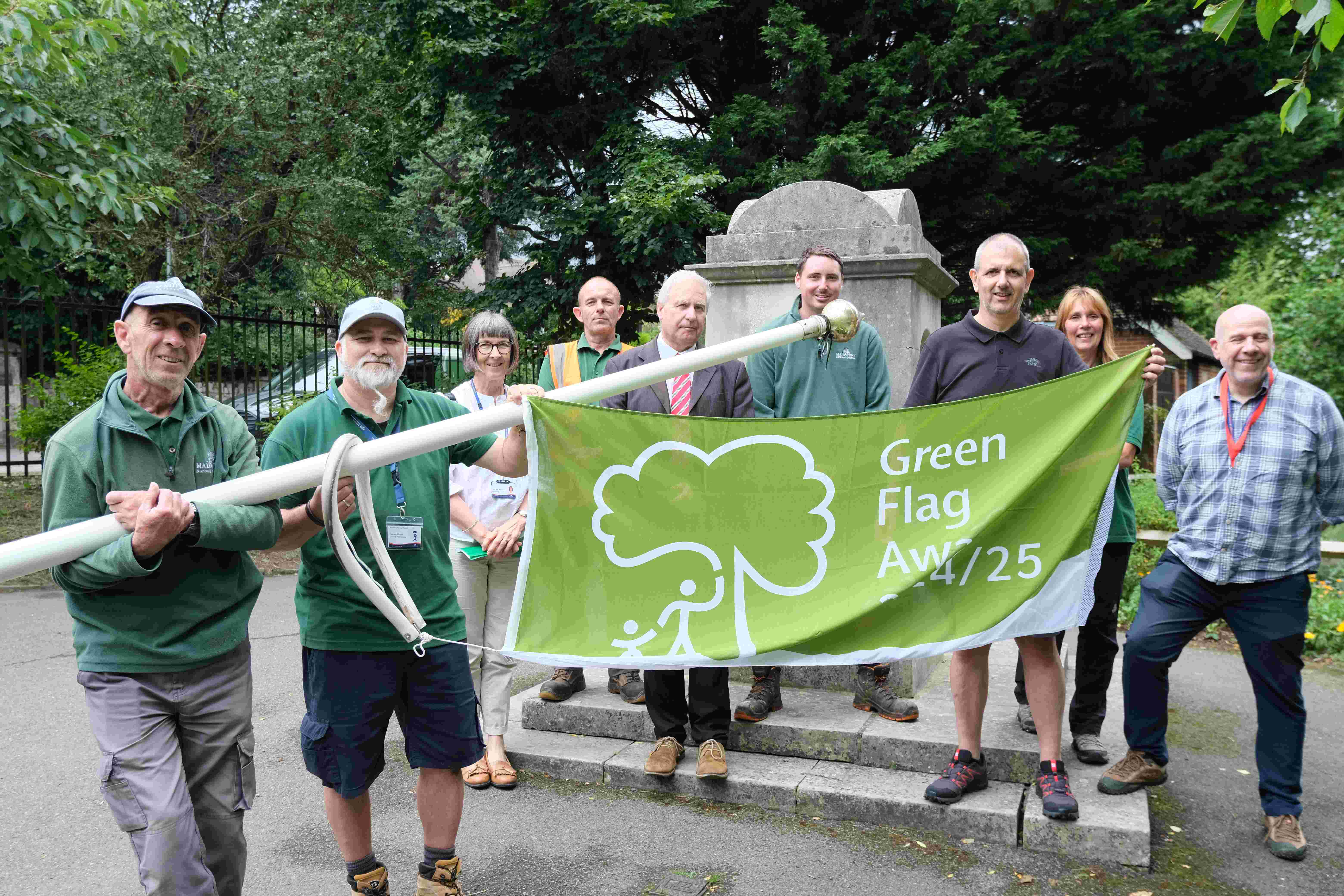 Four of borough‘s parks officially recognised amongst country’s best image