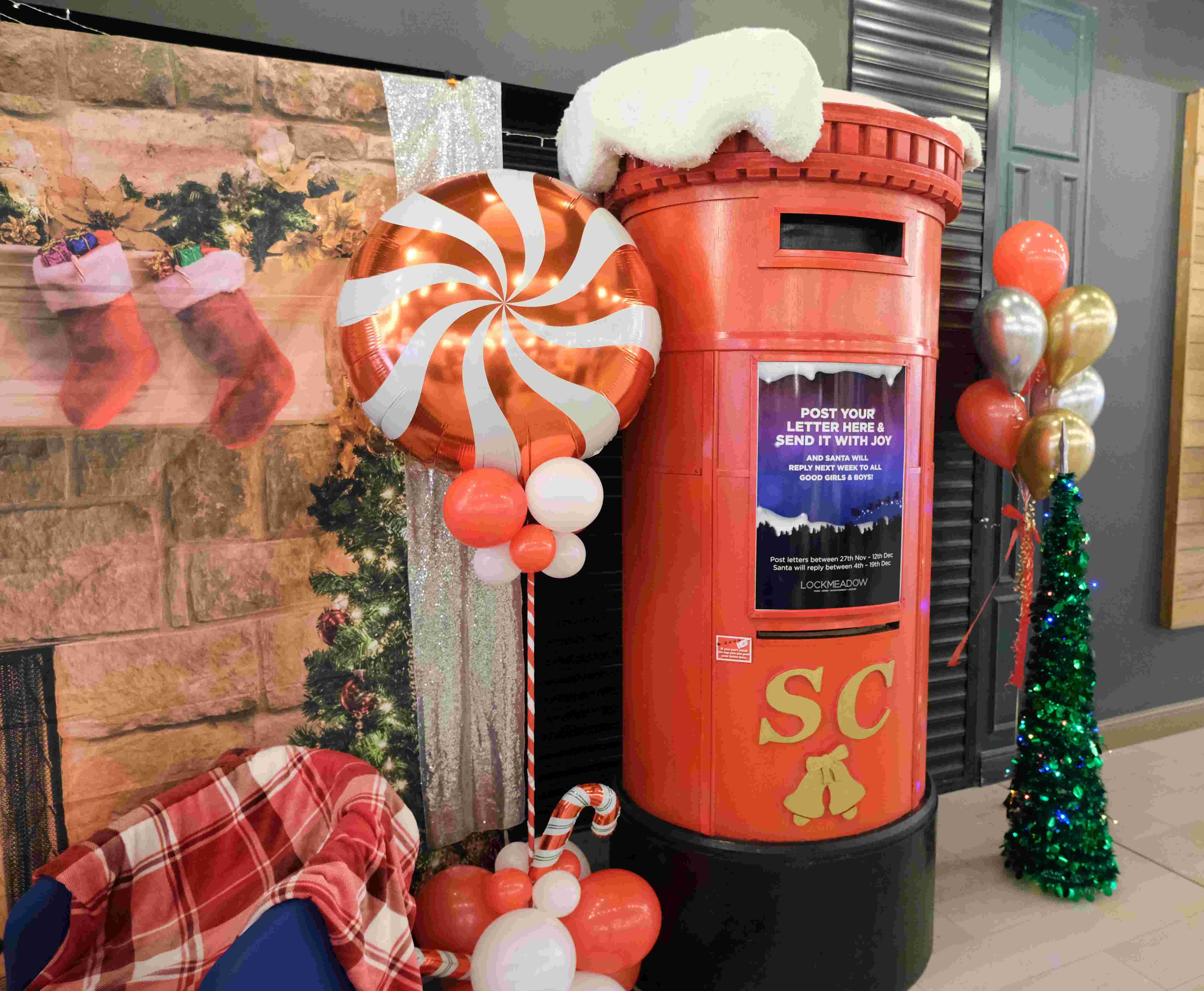 Santa’s Giant Post Box returns to Lockmeadow