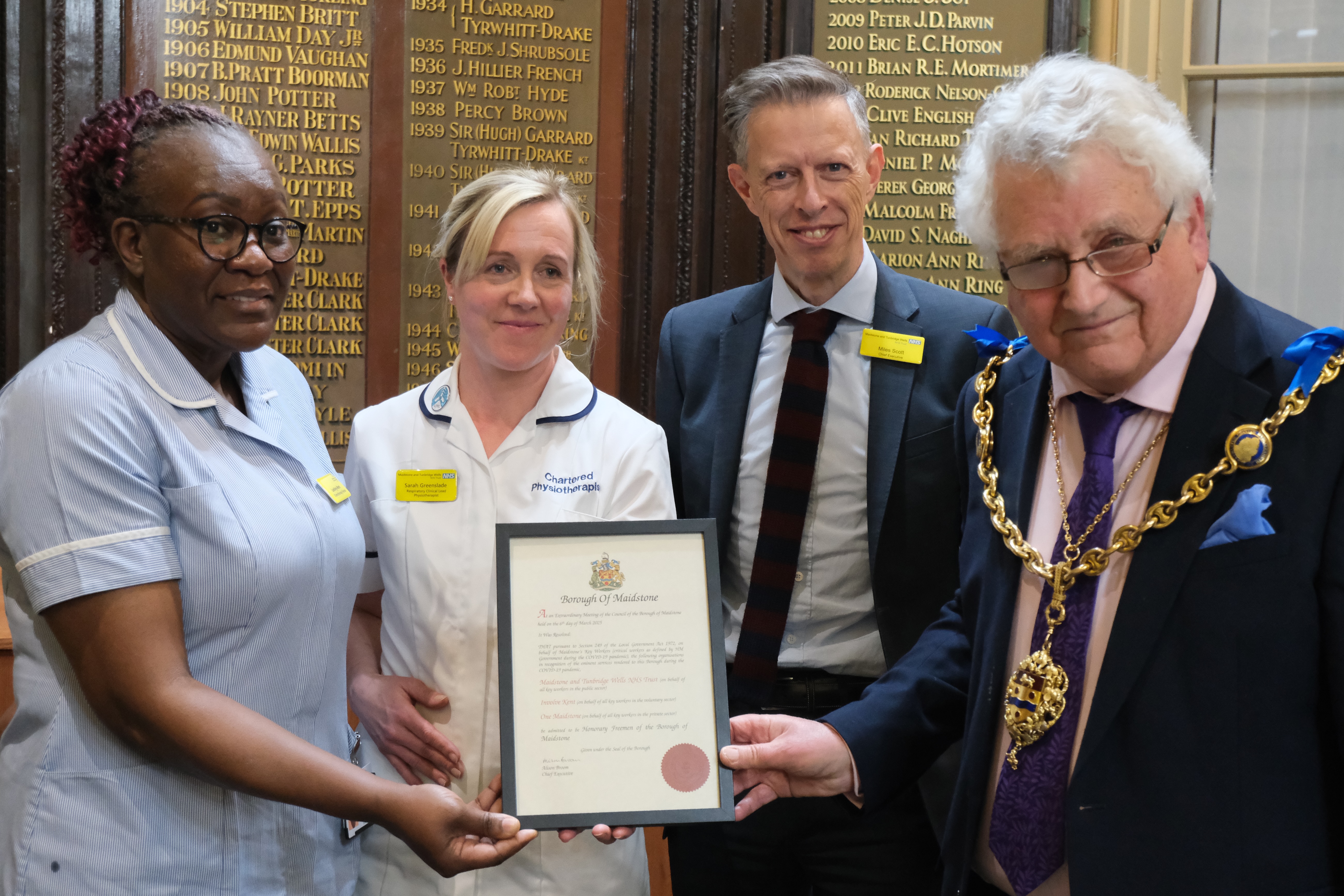 Key Workers throughout Covid-19 receive Honorary Freedom of the Borough  image